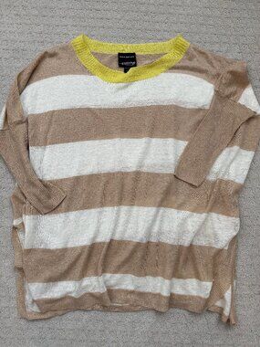 A Pea in the Pod oversized tunic